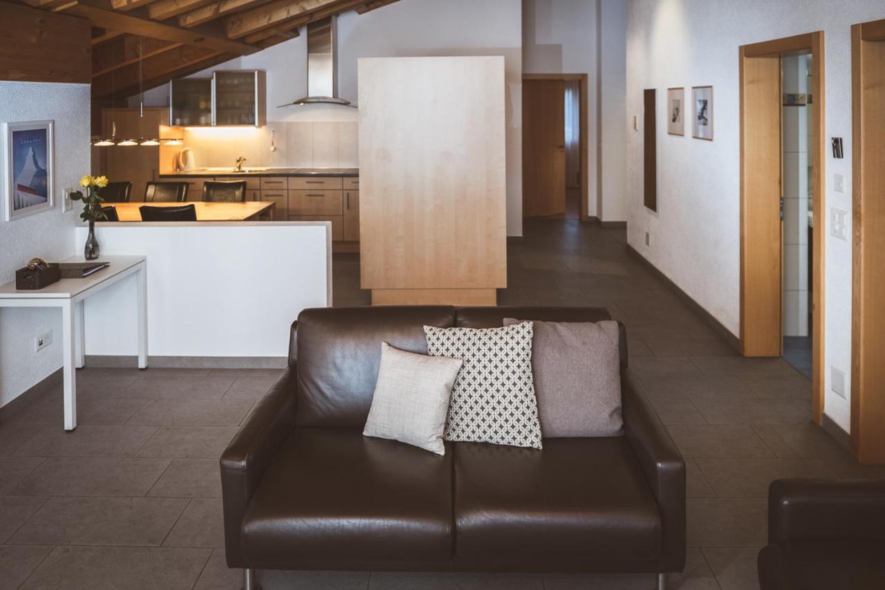 Haus Mischabel Apartment เซอร์แมท ภายนอก รูปภาพ