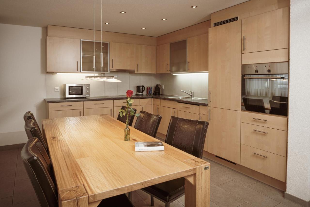Haus Mischabel Apartment เซอร์แมท ภายนอก รูปภาพ