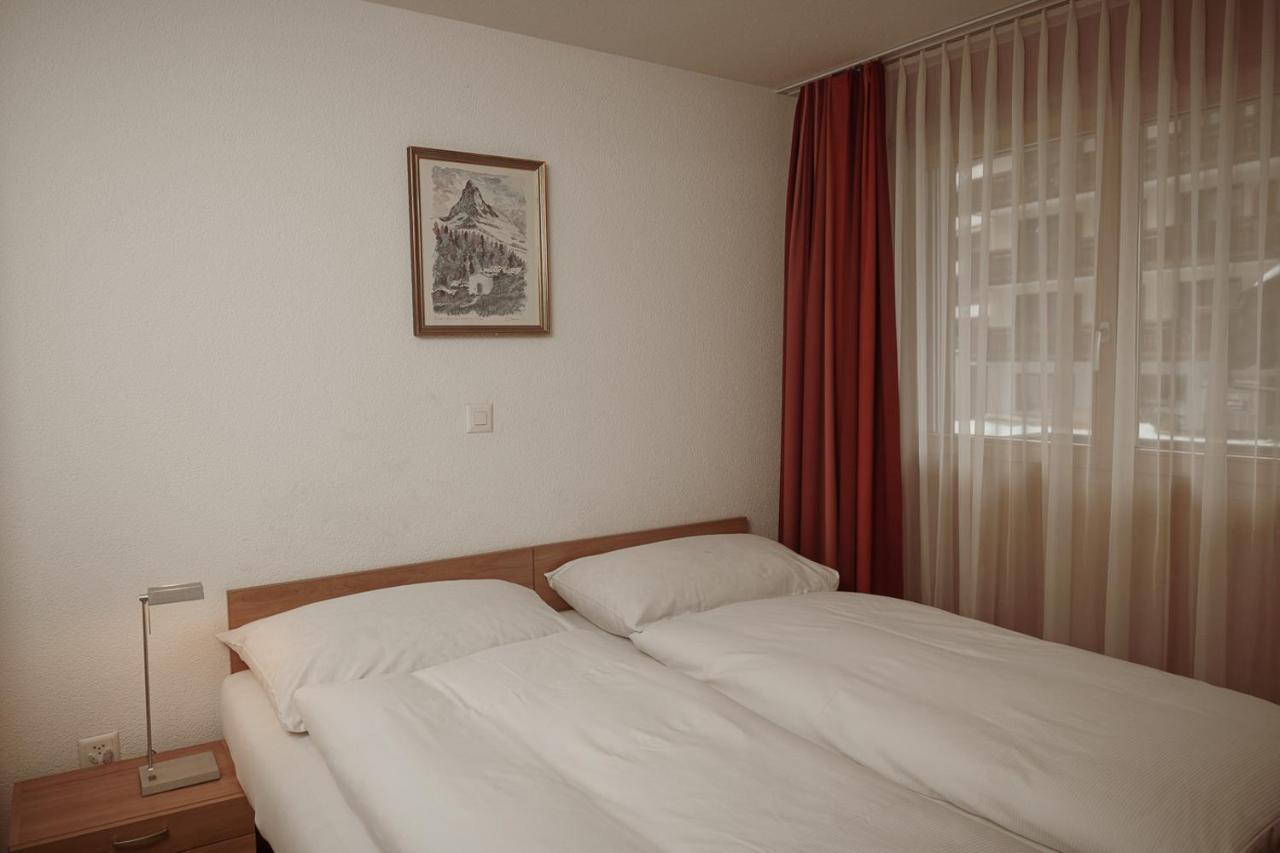 Haus Mischabel Apartment เซอร์แมท ภายนอก รูปภาพ