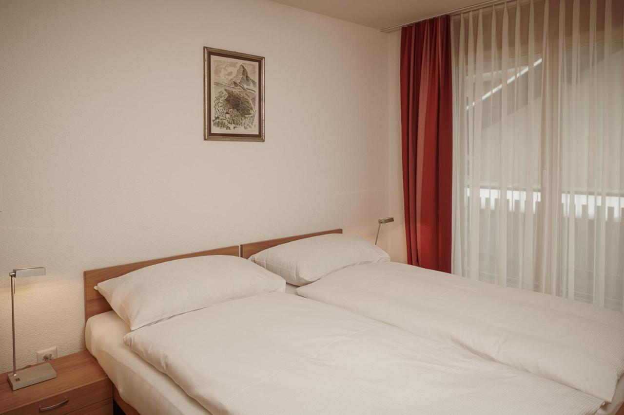 Haus Mischabel Apartment เซอร์แมท ภายนอก รูปภาพ