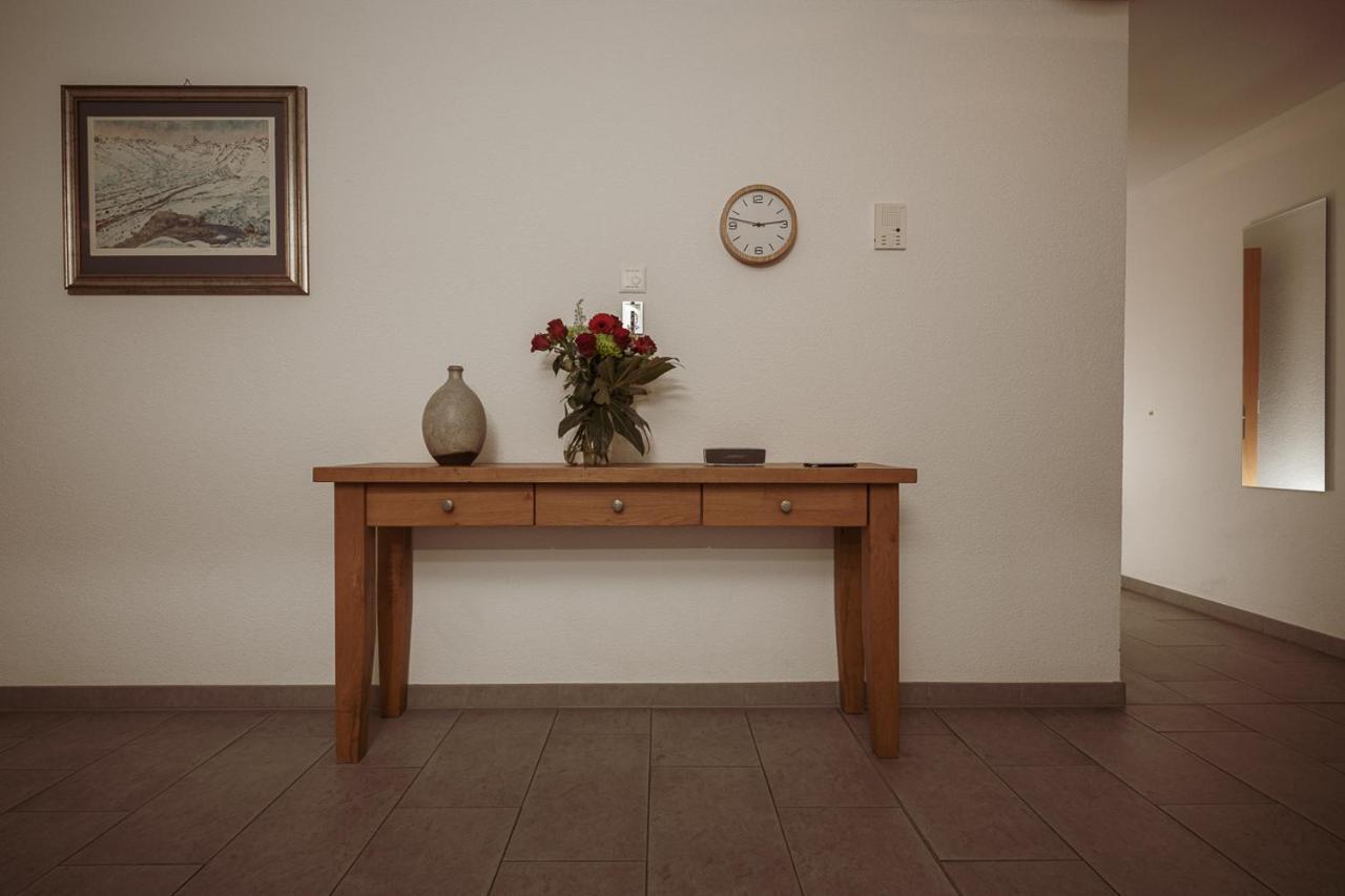 Haus Mischabel Apartment เซอร์แมท ภายนอก รูปภาพ