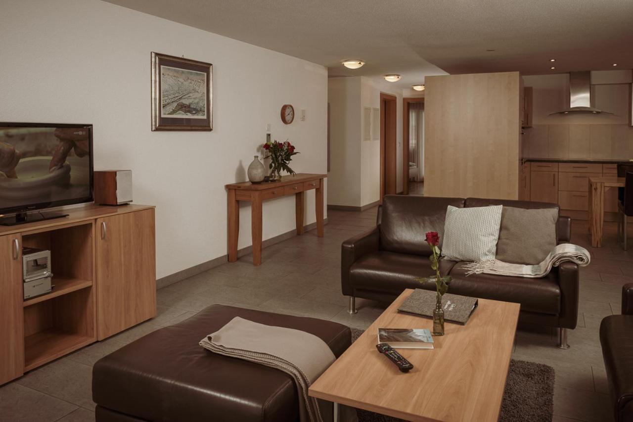 Haus Mischabel Apartment เซอร์แมท ภายนอก รูปภาพ
