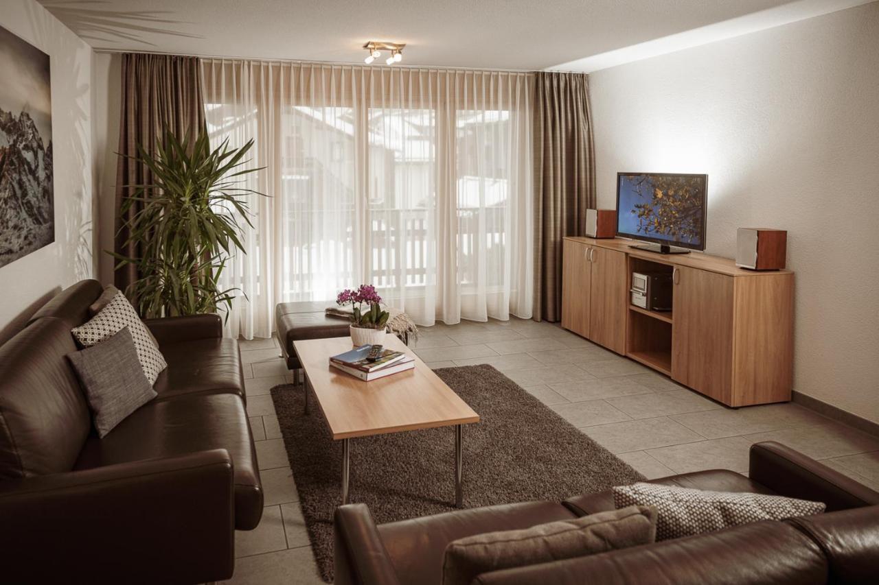 Haus Mischabel Apartment เซอร์แมท ภายนอก รูปภาพ